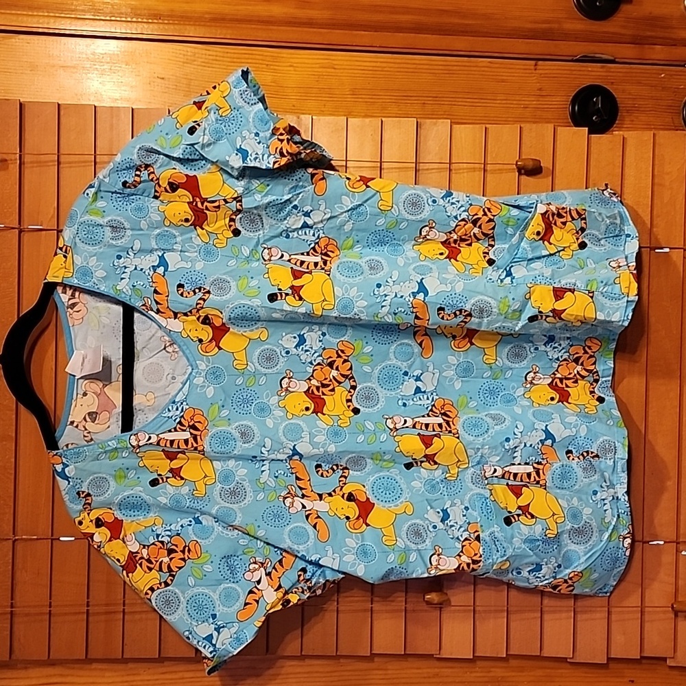 3X scrub top